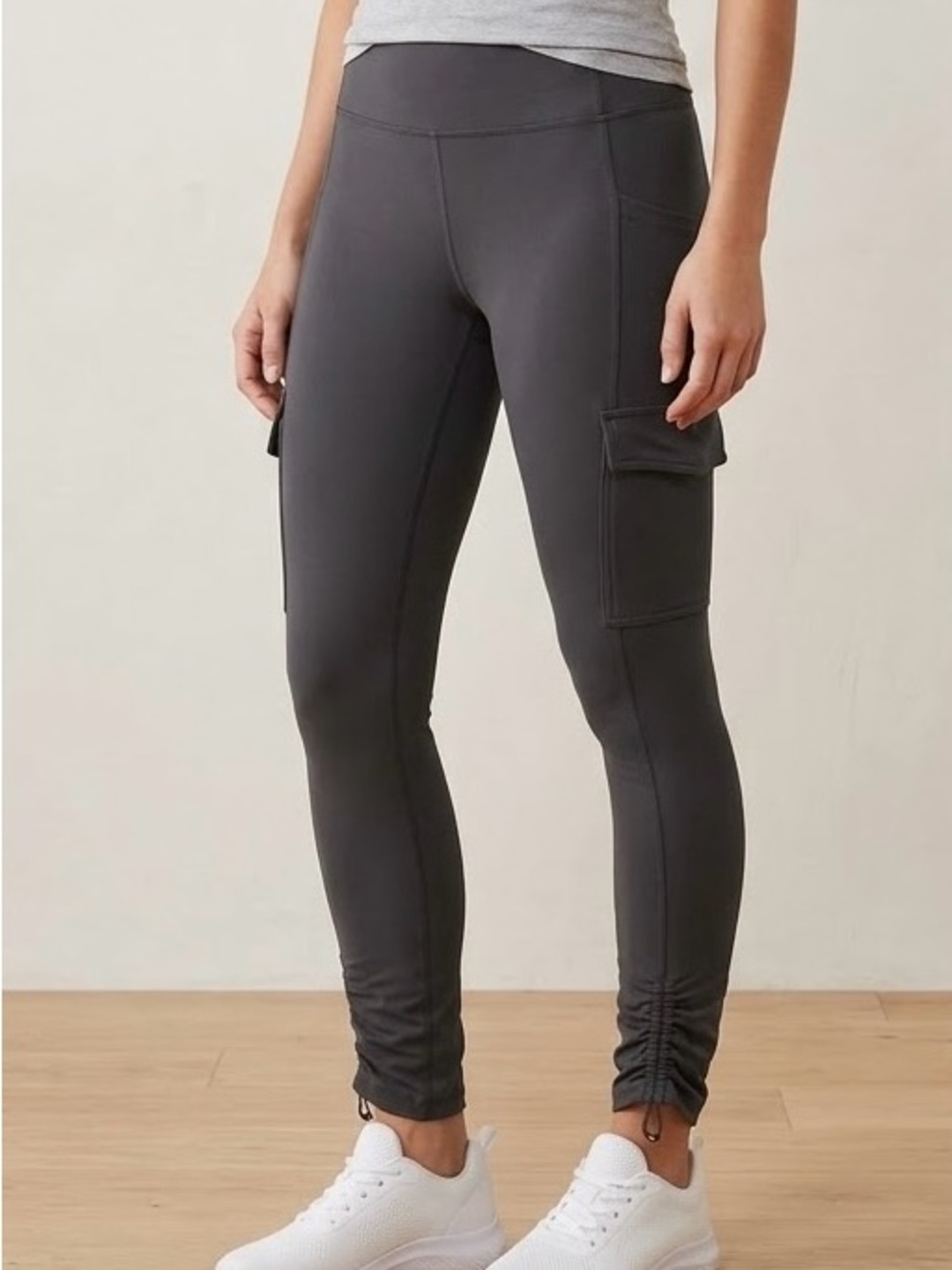 Eddie Bauer Charcoal Cargo Pocket Leggings